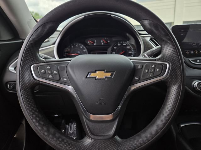Used 2022 Chevrolet Malibu LS w/ Driver Confidence Package II FWD image 19