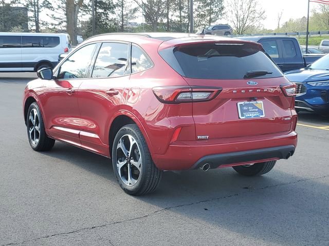 Certified 2023 Ford Escape ST-Line Elite w/ Premium Technology Package AWD/4WD image 3