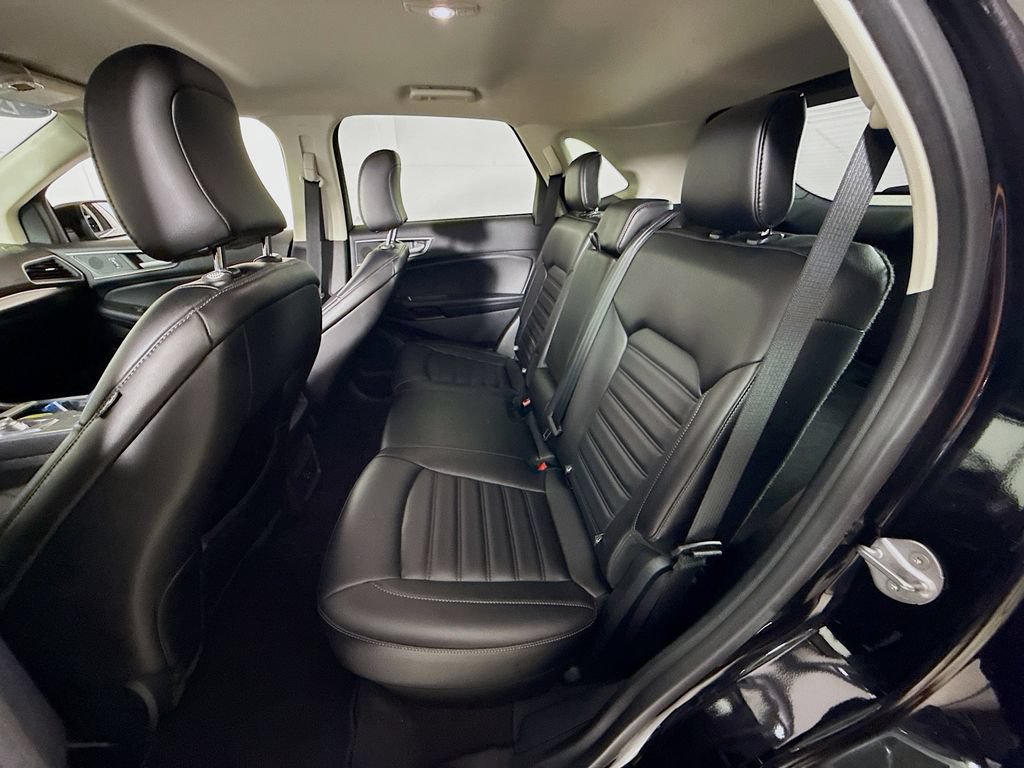 Certified 2022 Ford Edge SEL AWD/4WD image 4