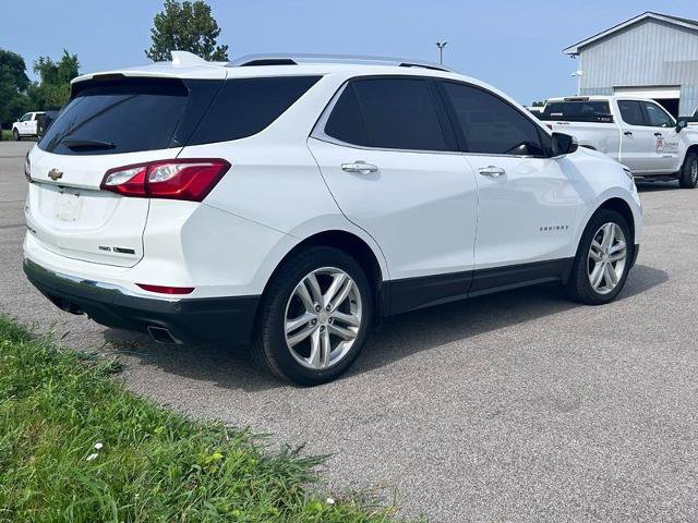Used 2018 Chevrolet Equinox Premier w/ Infotainment II Package AWD/4WD image 3
