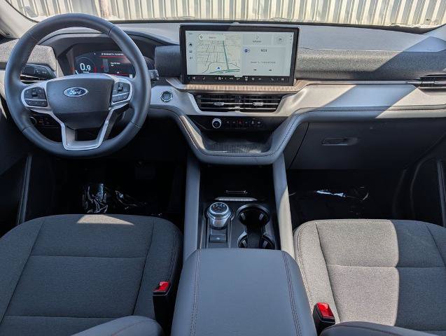 Certified 2025 Ford Explorer Active AWD/4WD image 15