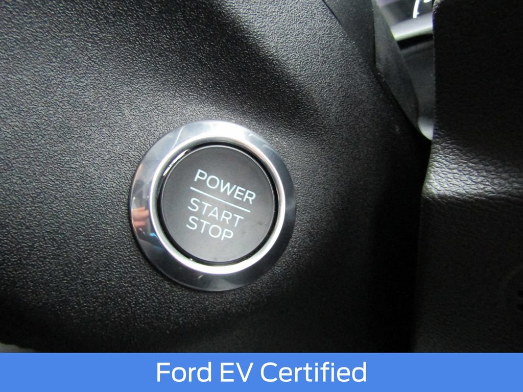 Certified 2024 Ford E-Transit Low Roof RWD image 37