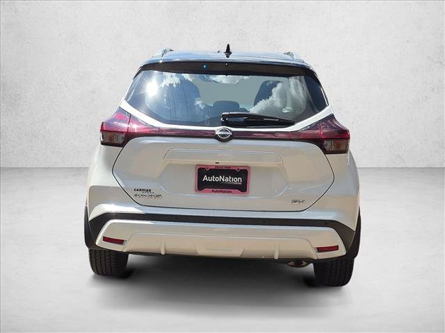 Used 2022 Nissan Kicks SV FWD image 6