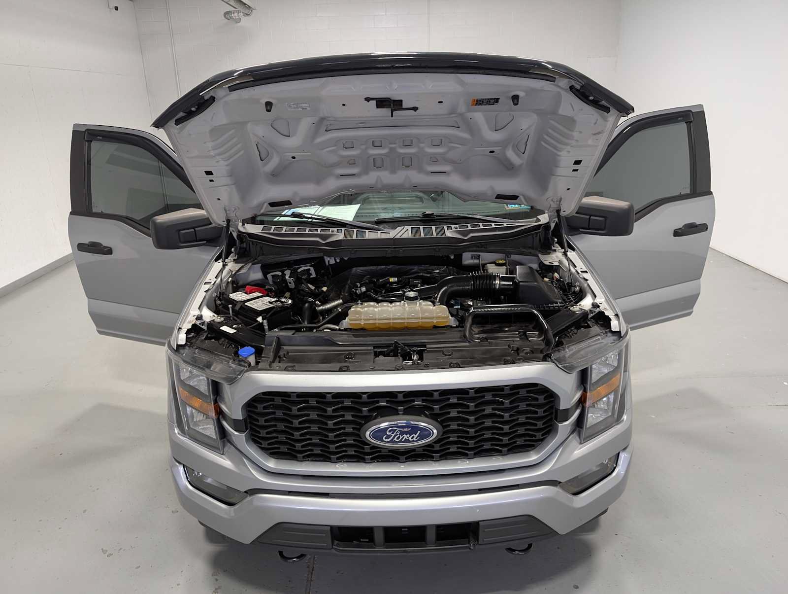 Certified 2023 Ford F150 XL w/ STX Appearance Package AWD/4WD image 14