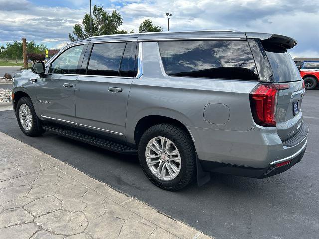 Used 2023 GMC Yukon XL SLT AWD/4WD image 6