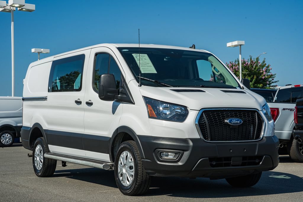 Certified 2025 Ford Transit 250 Low Roof w/ Exterior Upgrade Package RWD image 1
