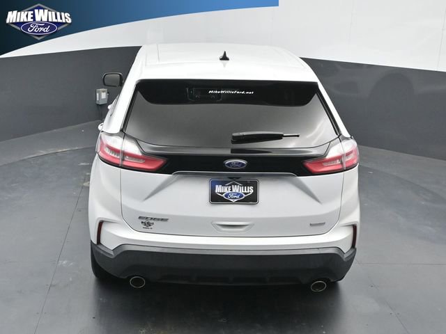 Certified 2019 Ford Edge SE FWD image 14