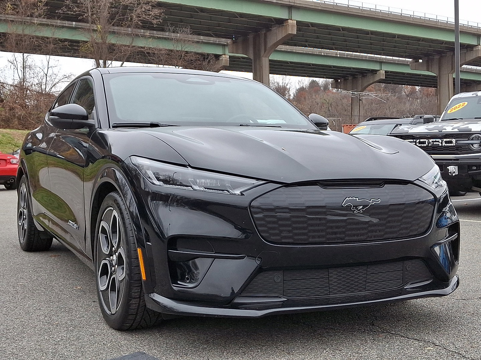 Certified 2022 Ford Mustang Mach-E GT image 11