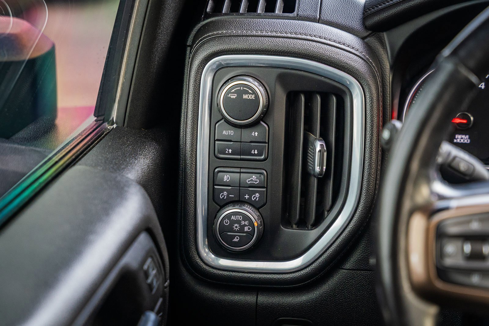 Used 2020 Chevrolet Silverado 3500 High Country w/ LPO, Dark Essentials Package image 26