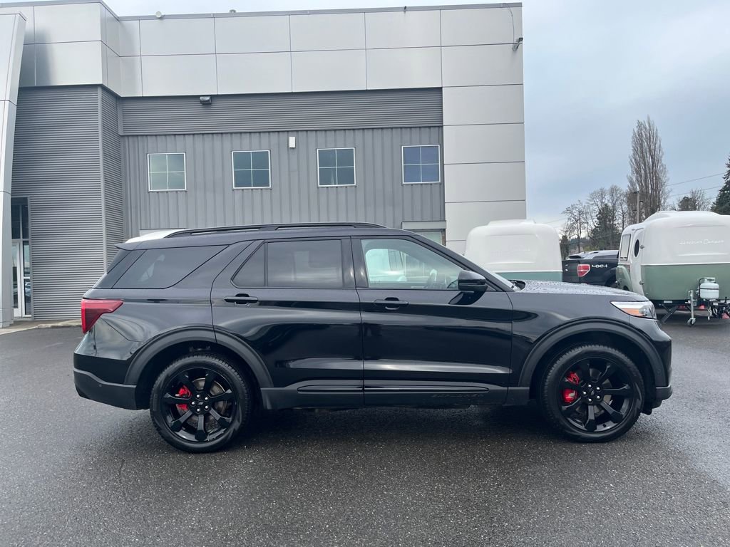 Certified 2024 Ford Explorer ST w/ Technology Package image 9