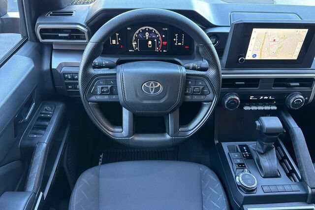 Used 2026 Toyota Tacoma SR5 AWD/4WD image 14