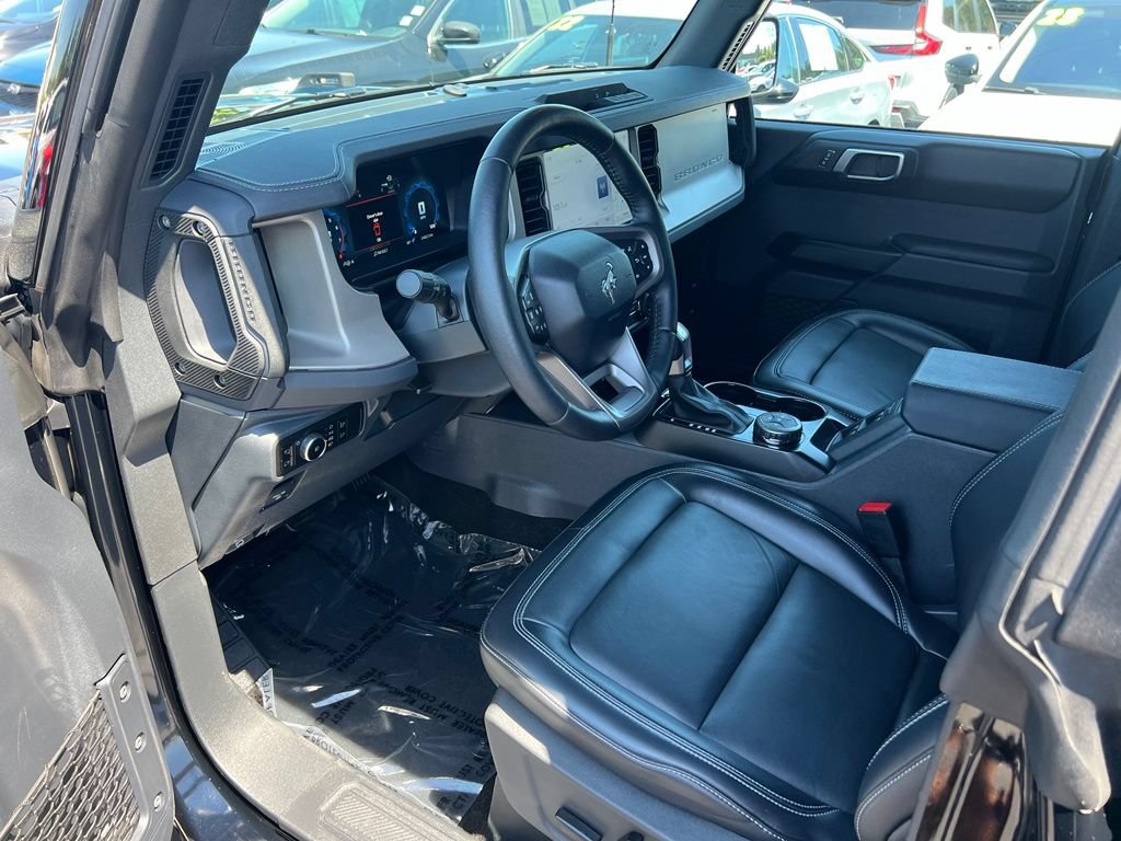 Certified 2025 Ford Bronco Outer Banks AWD/4WD image 11