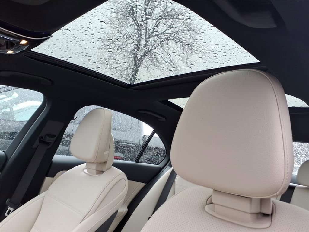 Used 2022 Mercedes-Benz C 300 4MATIC Sedan image 18
