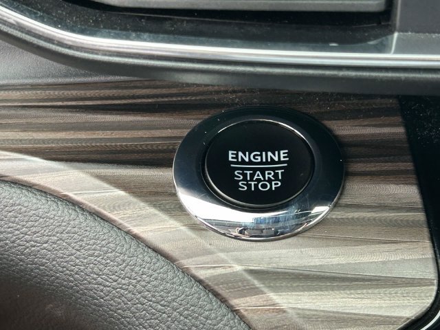 Certified 2023 Ford Explorer Limited w/ Limited Technology Package RWD image 30