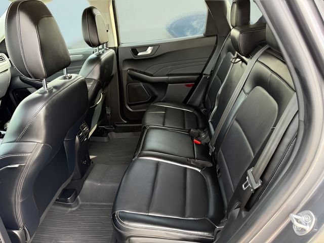 Certified 2022 Ford Escape Titanium w/ Class II Trailer Tow Package image 13