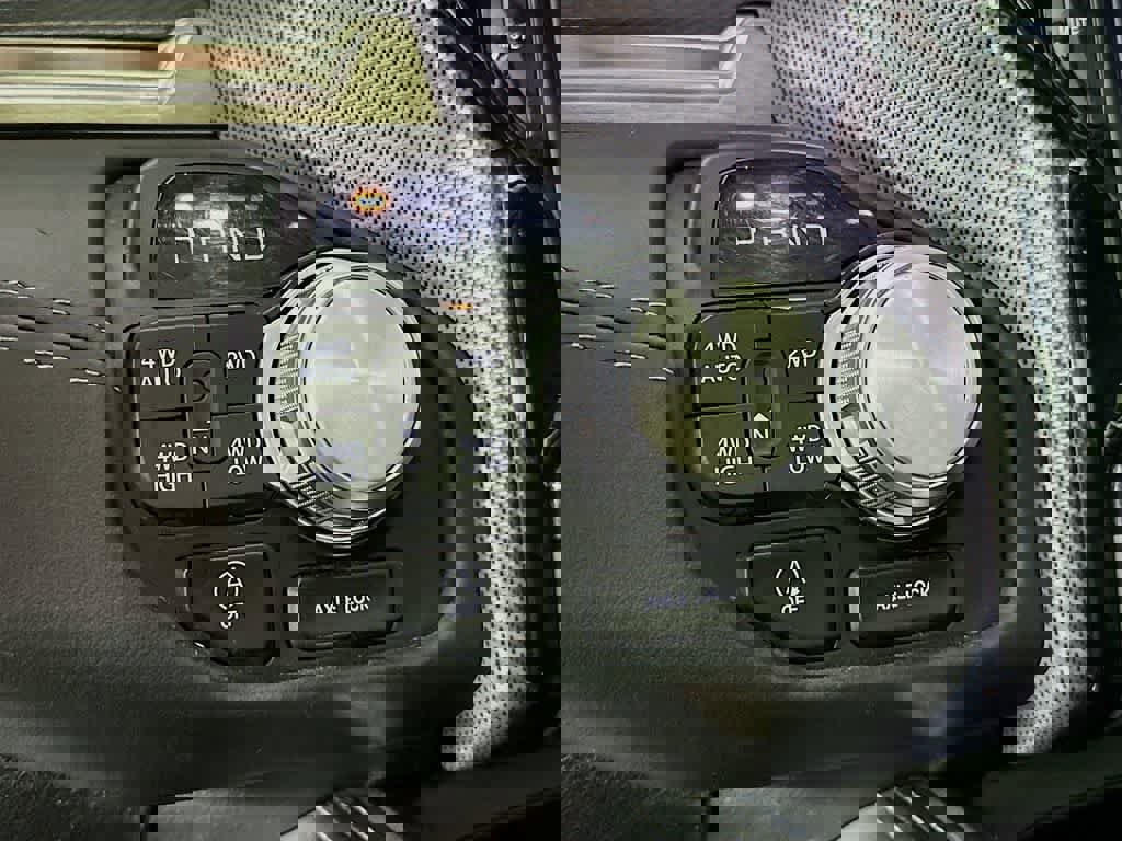 Used 2020 RAM 1500 Limited image 18