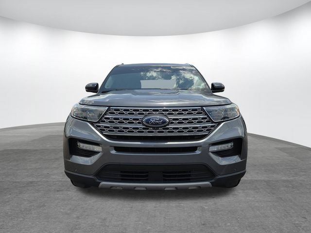 Certified 2021 Ford Explorer Limited w/ Equipment Group 301A RWD image 2