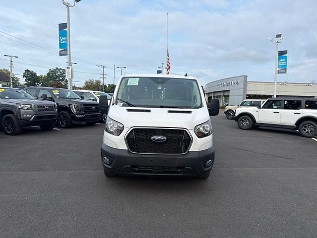 Certified 2025 Ford Transit 250 Low Roof w/ Exterior Upgrade Package RWD image 2