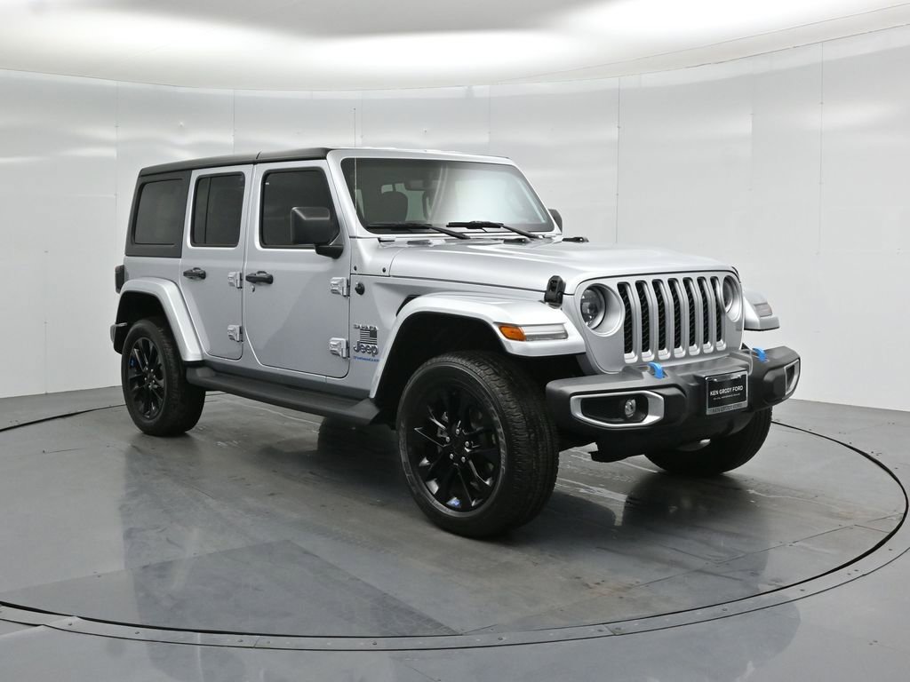 Used 2023 Jeep Wrangler Unlimited Sahara w/ Cold Weather Group image 24