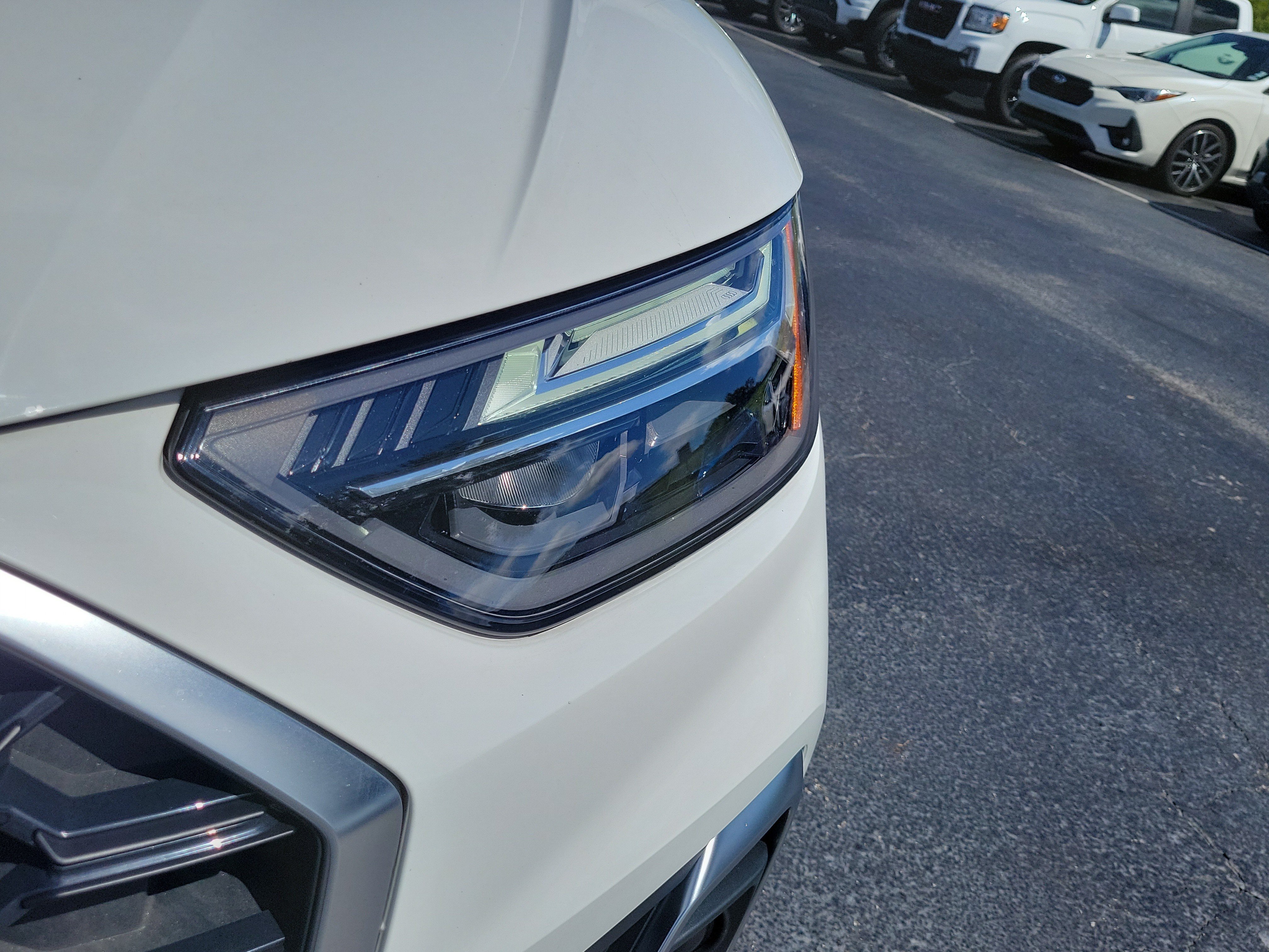 Used 2023 Audi Q5 2.0T Premium Plus AWD/4WD image 3