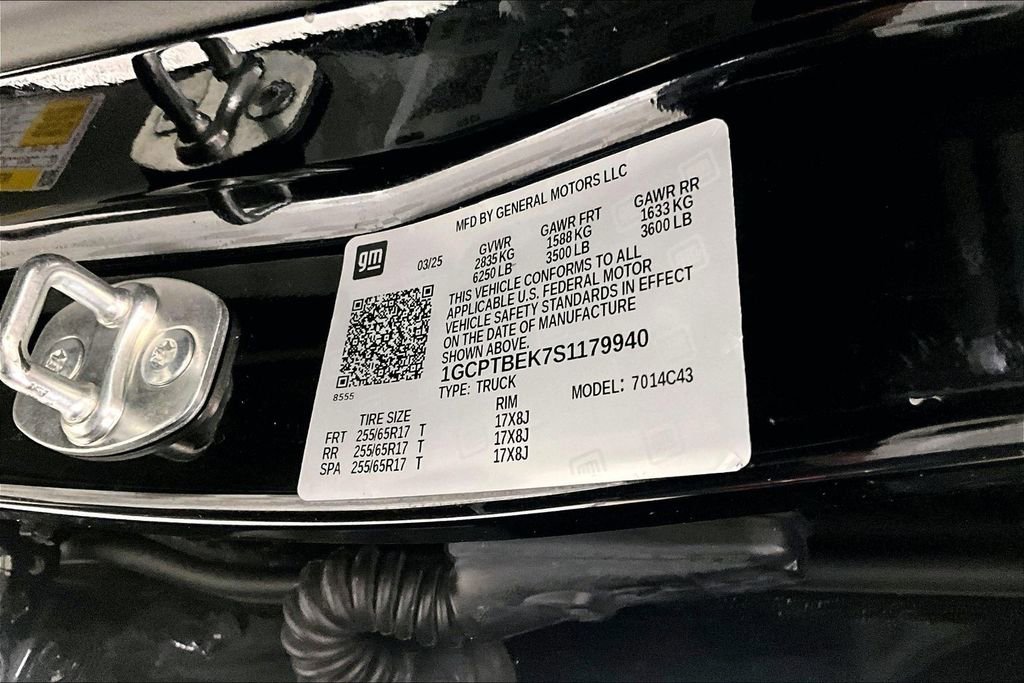 Used 2025 Chevrolet Colorado W/T image 26