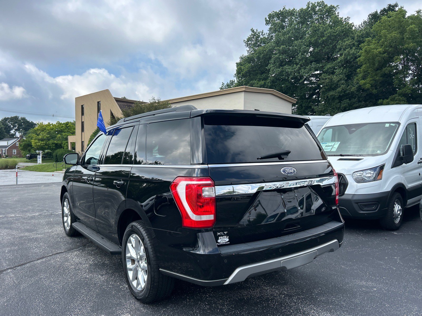 Certified 2021 Ford Expedition XLT AWD/4WD image 14