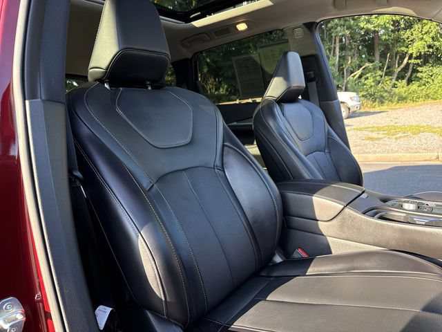 Used 2024 INFINITI QX60 Luxe w/ Performance Audio Package AWD/4WD image 25