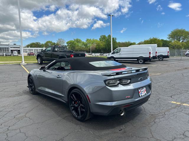 Used 2022 Chevrolet Camaro LT RWD image 6