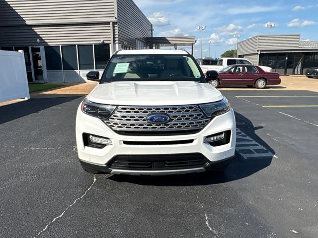 Certified 2023 Ford Explorer XLT w/ Equipment Group 202A RWD image 12