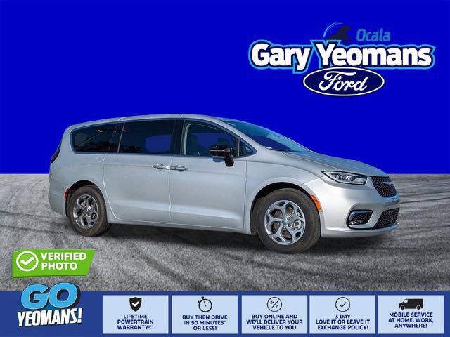 Used 2024 Chrysler Pacifica Limited FWD image 7