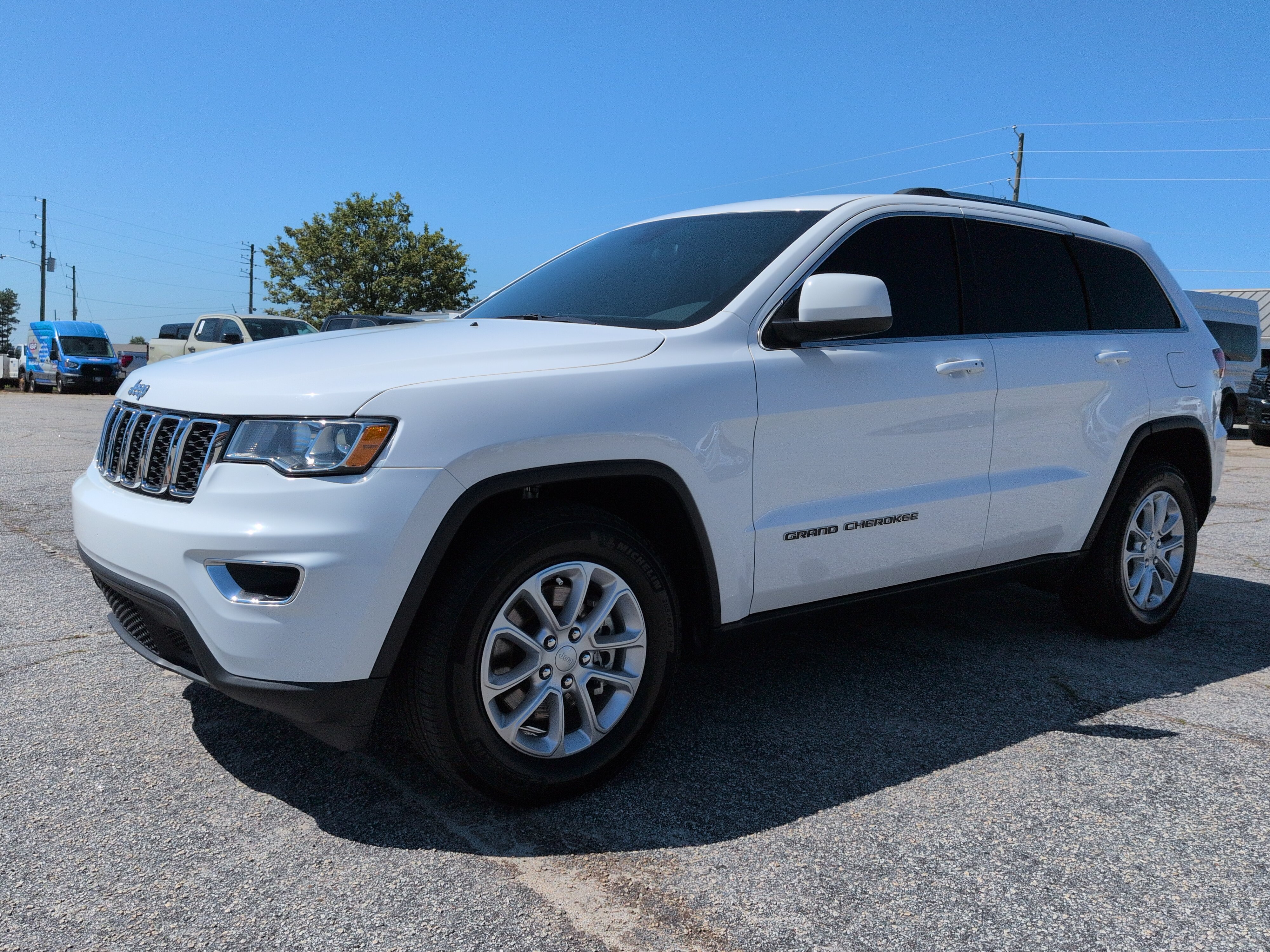 Used 2021 Jeep Grand Cherokee Laredo RWD image 6