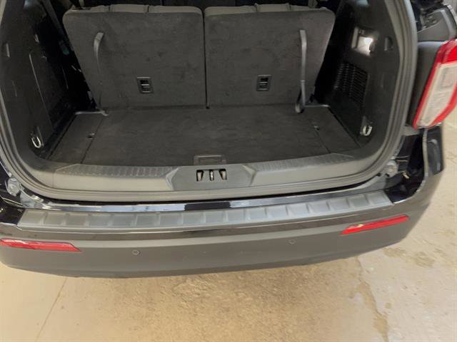 Certified 2024 Ford Explorer XLT image 12