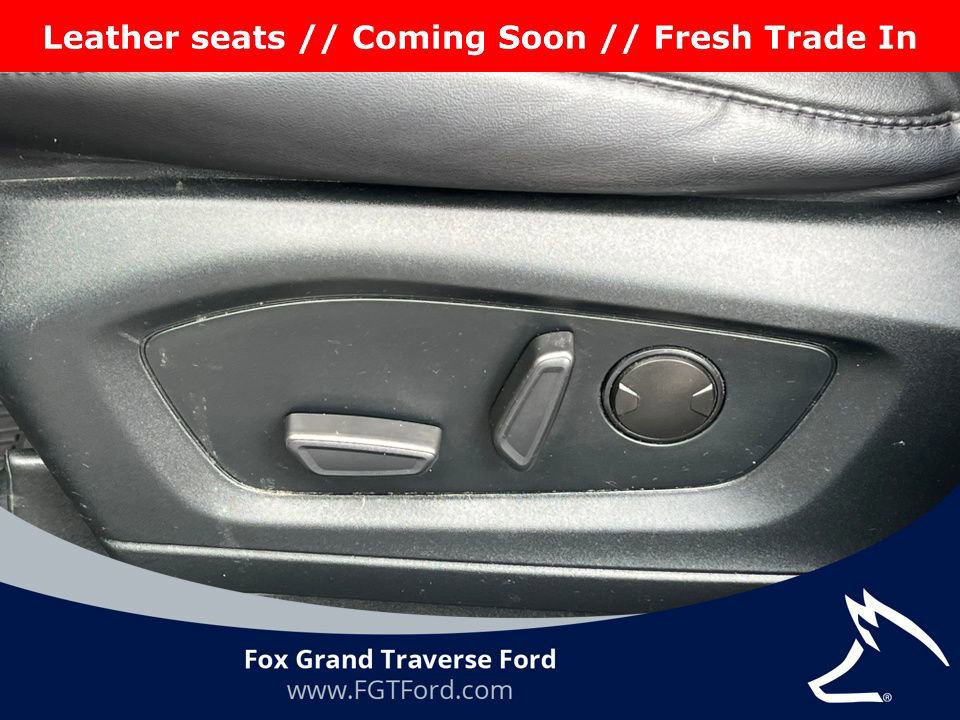 Certified 2022 Ford Explorer XLT w/ Equipment Group 202A image 16