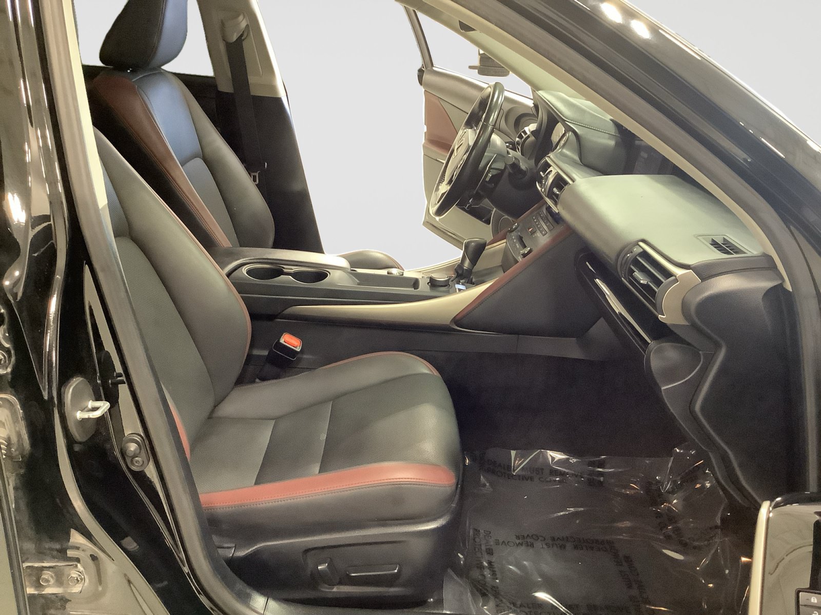 Used 2019 Lexus IS 300 w/ Accessory Package RWD image 18