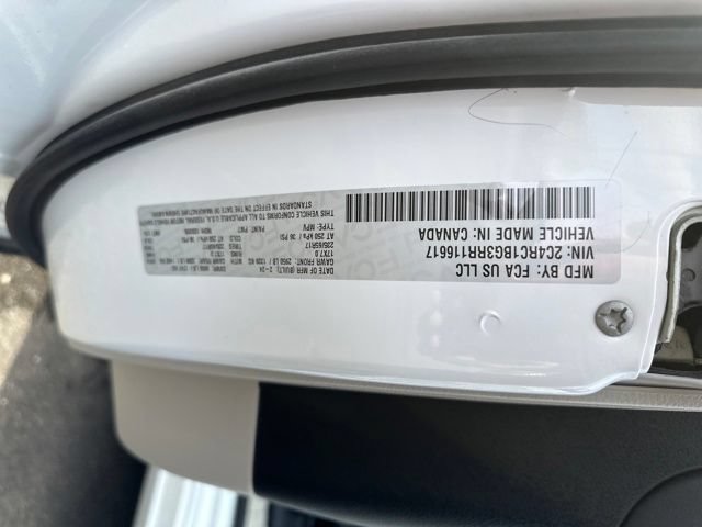 Used 2024 Chrysler Pacifica Touring-L FWD image 33