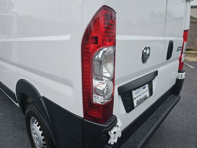 Used 2025 RAM ProMaster 2500 w/ Convenience Group FWD image 36