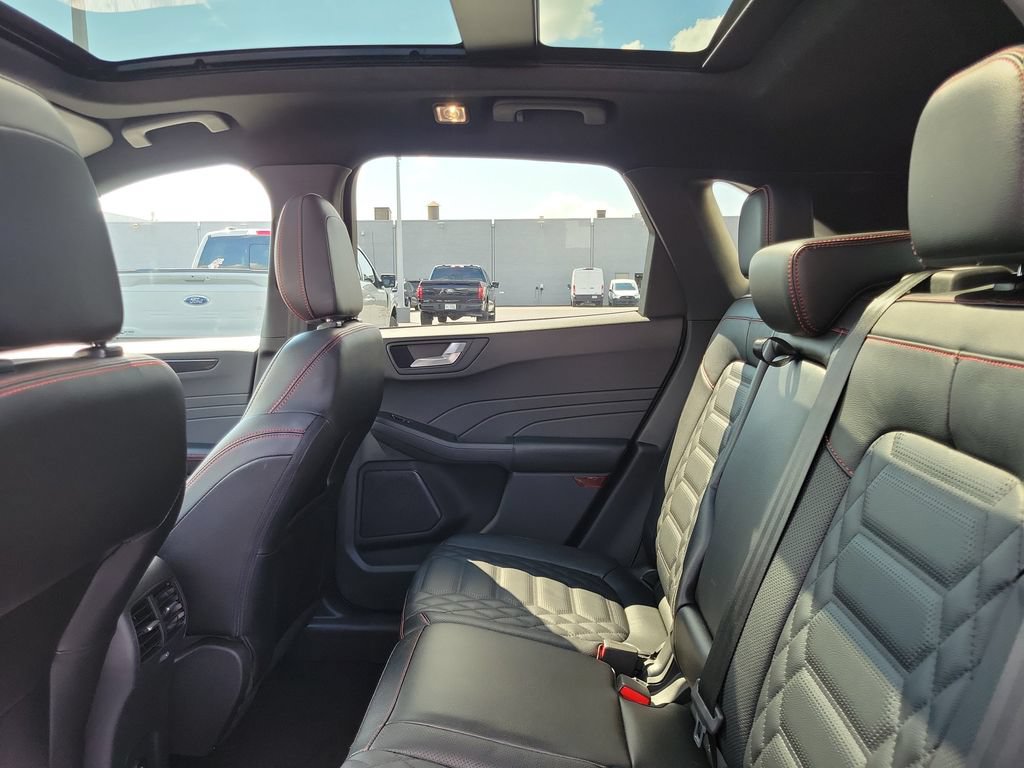 Certified 2023 Ford Escape ST-Line Elite w/ Premium Technology Package AWD/4WD image 14