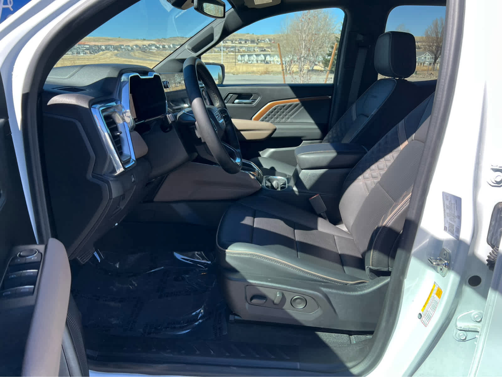 Used 2023 GMC Canyon Denali image 29