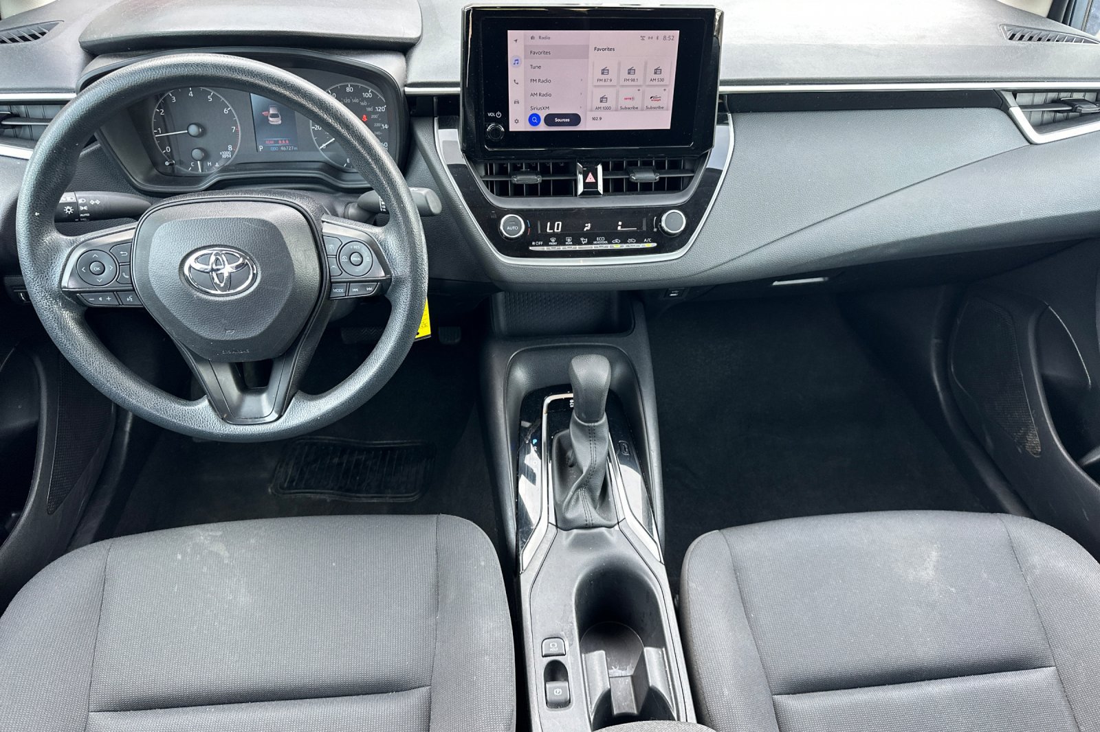 Used 2024 Toyota Corolla LE FWD image 12