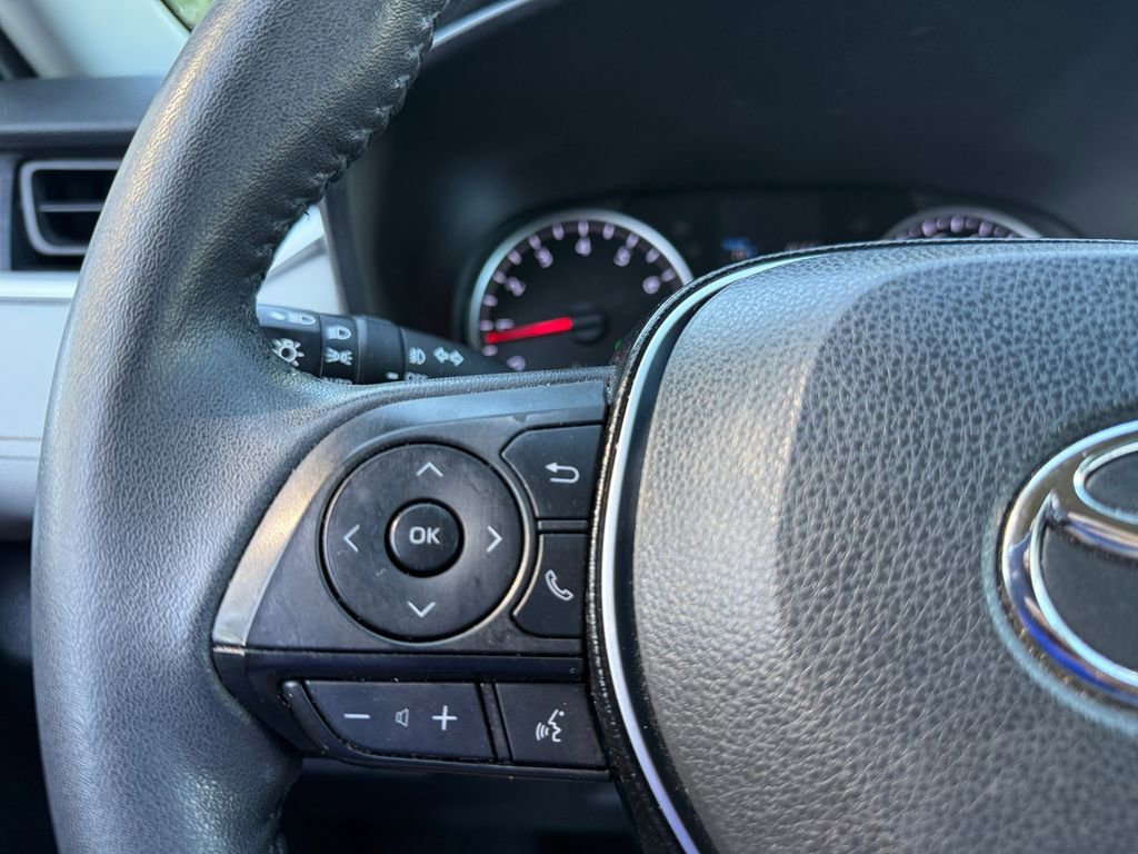 Used 2021 Toyota RAV4 XLE Premium FWD image 22