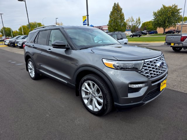 Certified 2024 Ford Explorer Platinum w/ Technology Package AWD/4WD image 7