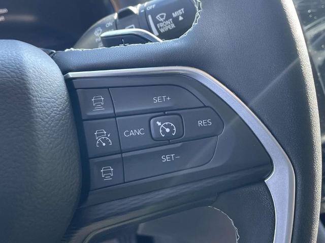 Used 2024 Jeep Grand Cherokee L Laredo image 21