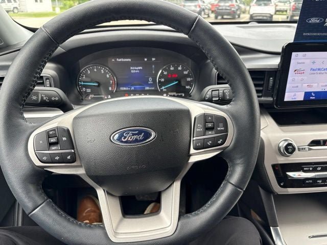 Certified 2023 Ford Explorer XLT w/ Equipment Group 202A AWD/4WD image 27