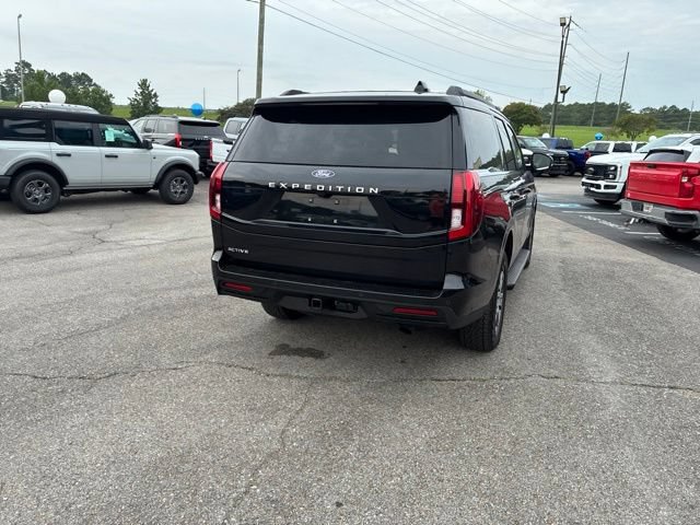 Certified 2025 Ford Expedition Active AWD/4WD image 31