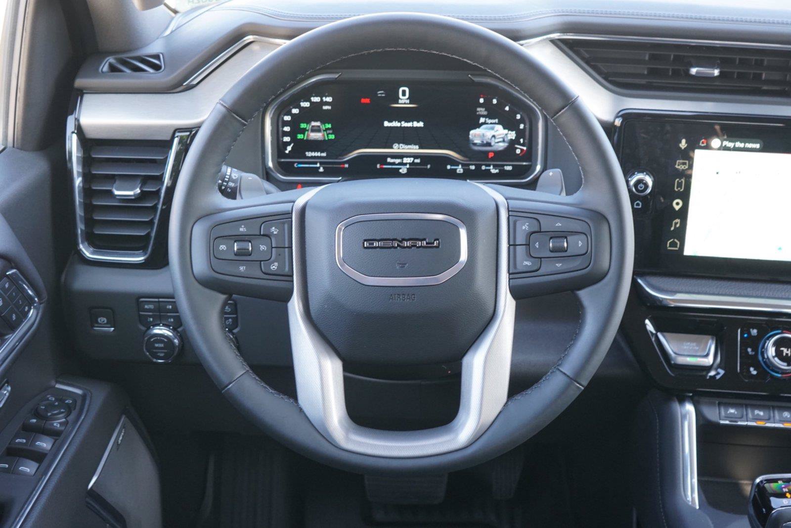 Used 2024 GMC Sierra 1500 Denali w/ Technology Package AWD/4WD image 26
