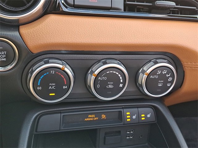 Used 2018 FIAT 124 Spider Lusso w/ Convenience Group image 14