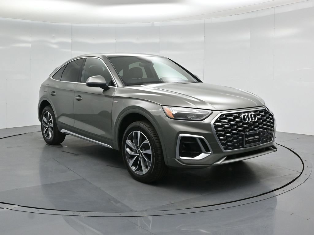 Used 2023 Audi Q5 2.0T Premium w/ Convenience Package image 8