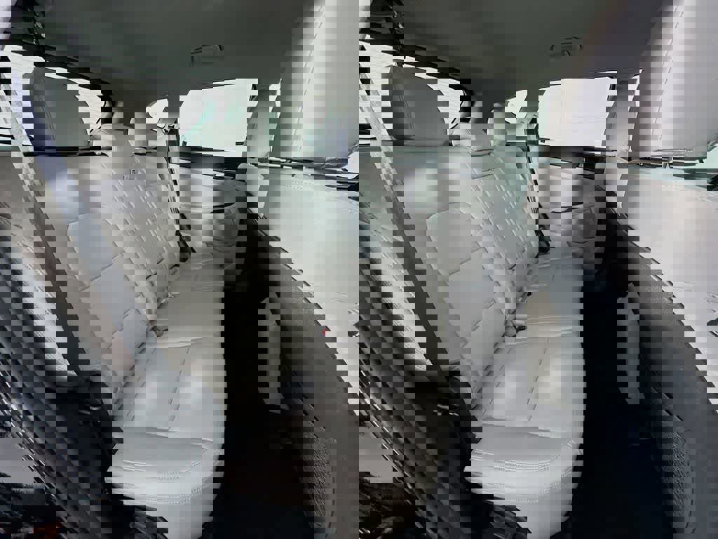 Used 2020 Hyundai Tucson SE image 30