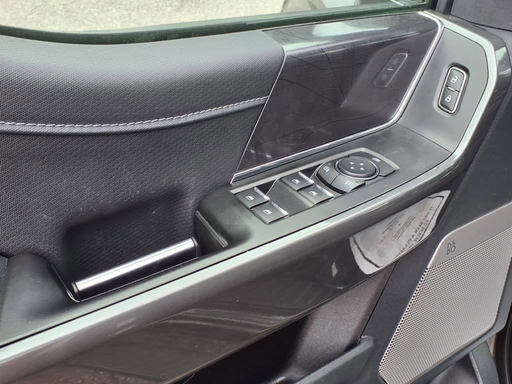 Certified 2022 Ford F150 XLT w/ Equipment Group 302A High image 11