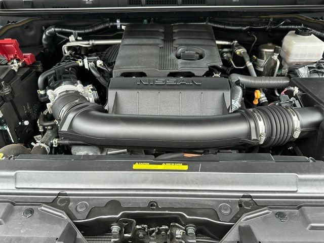 Used 2025 Nissan Frontier PRO-4X AWD/4WD image 9
